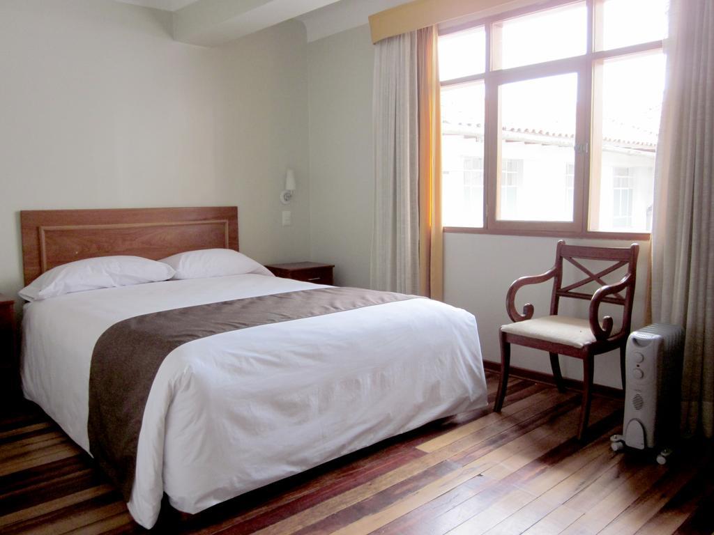 Emperador Plaza Hotel Cuzco Buitenkant foto