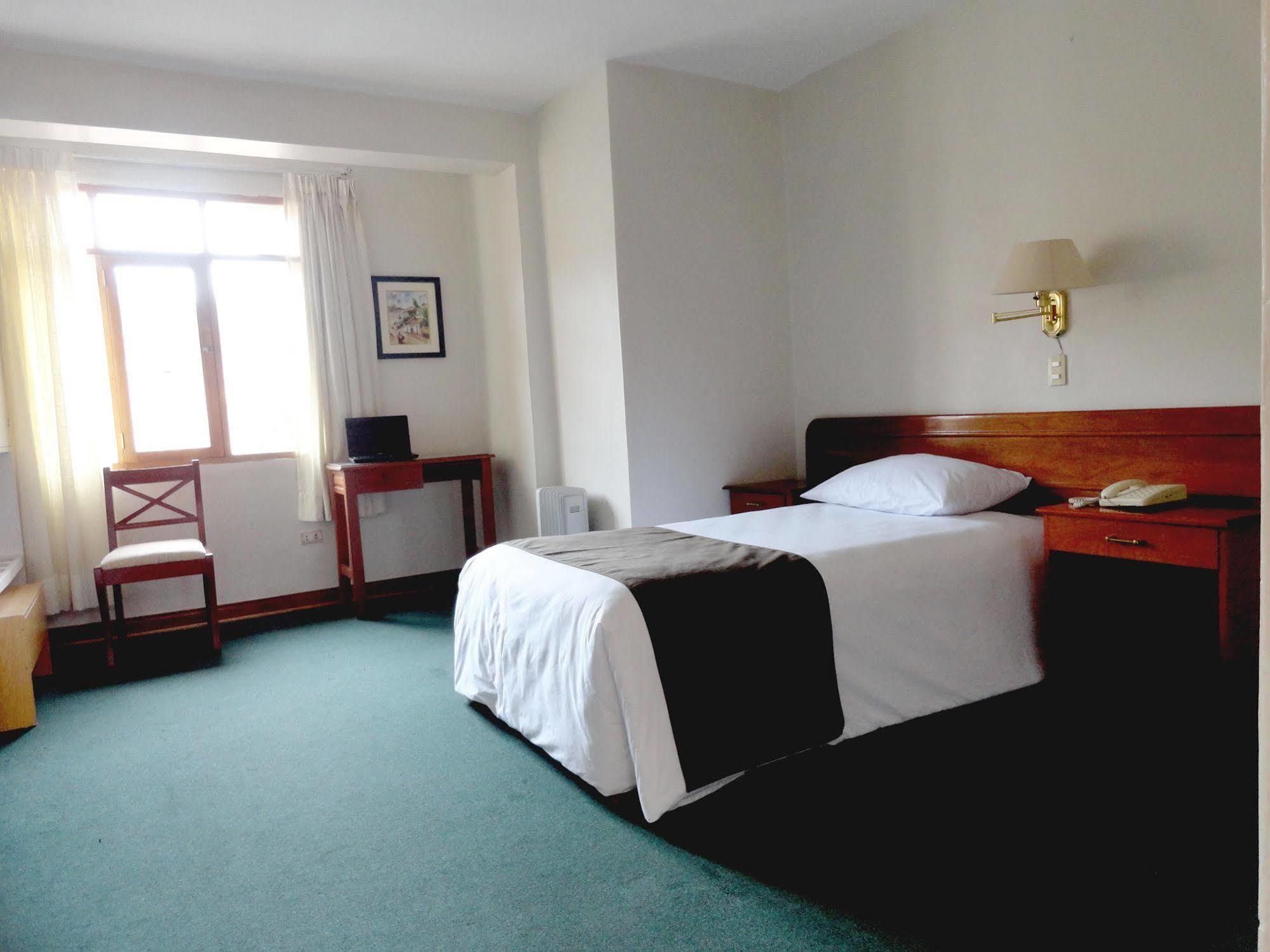 Emperador Plaza Hotel Cuzco Buitenkant foto